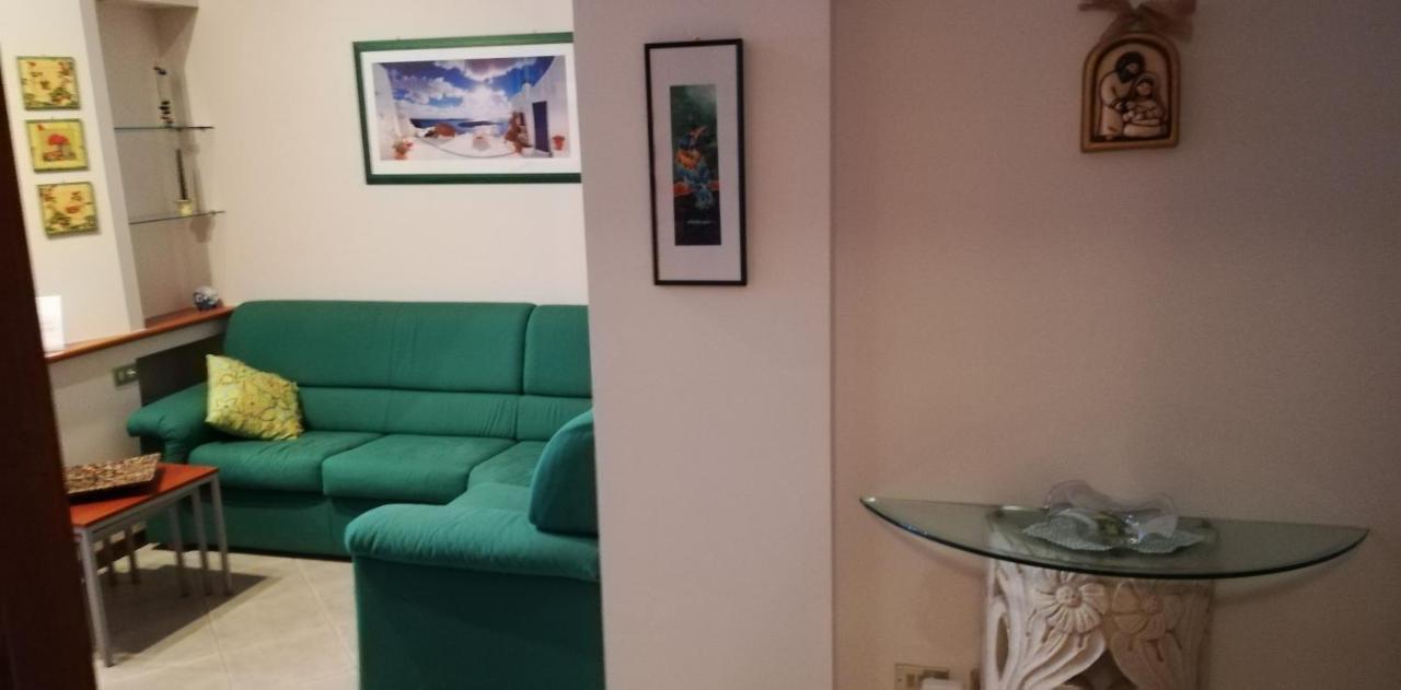 Casa Vacanze La Mela Monza Extérieur photo