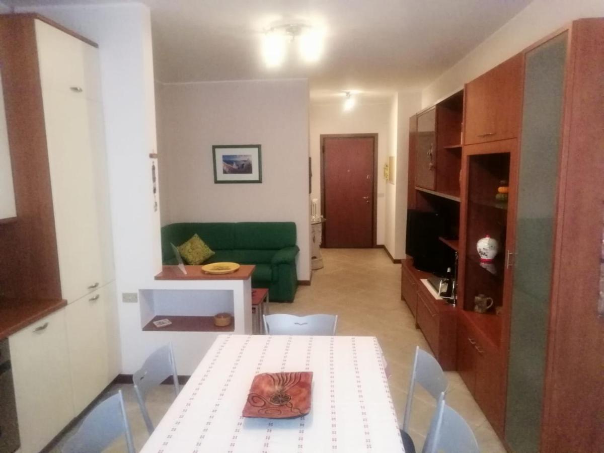 Casa Vacanze La Mela Monza Extérieur photo