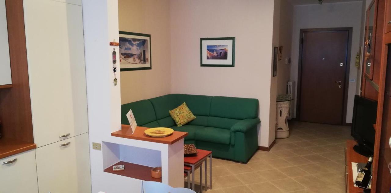 Casa Vacanze La Mela Monza Extérieur photo