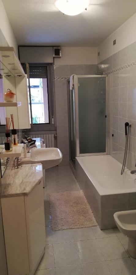 Casa Vacanze La Mela Monza Extérieur photo